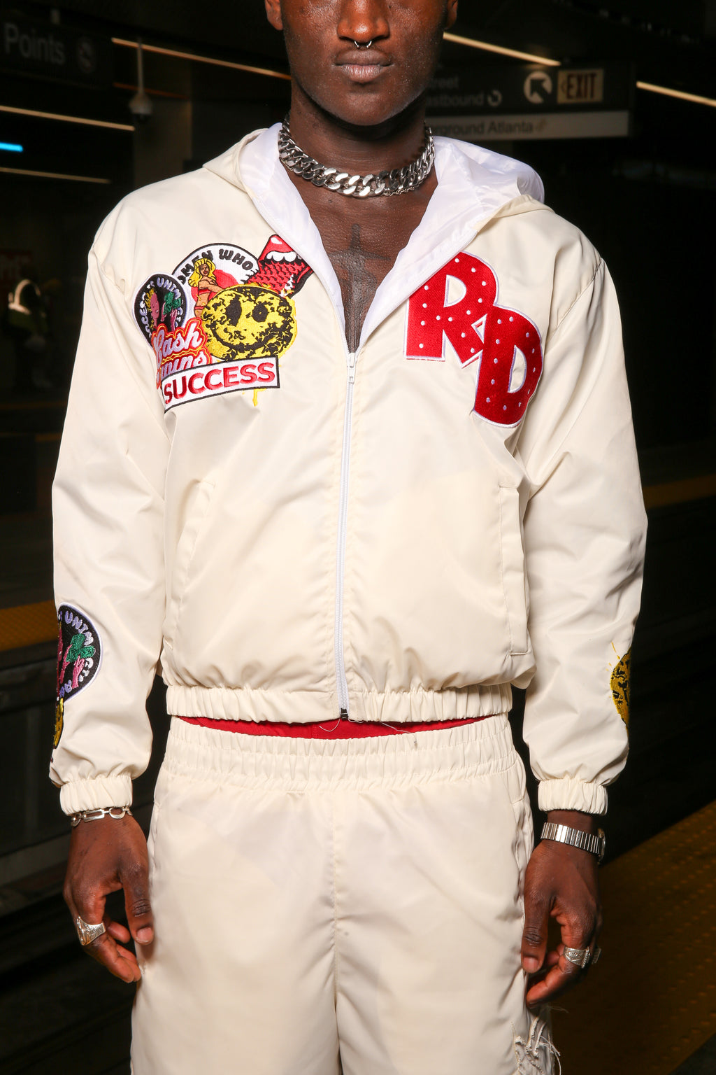 Success Over War™ “Snow In The Bluff” Set